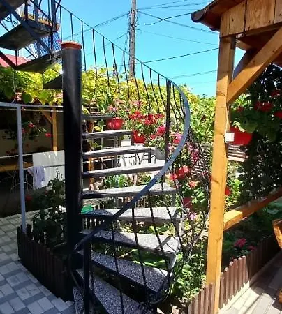 Casa Bianca Si Andrei Două Mai