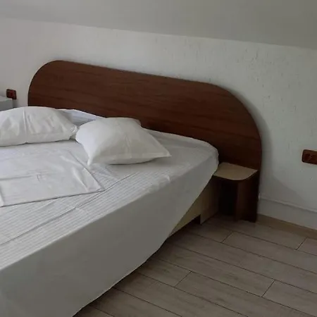 Casa Bianca Si Andrei 3*