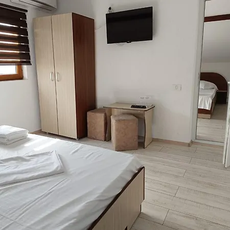 Casa Bianca Si Andrei 3* Două Mai